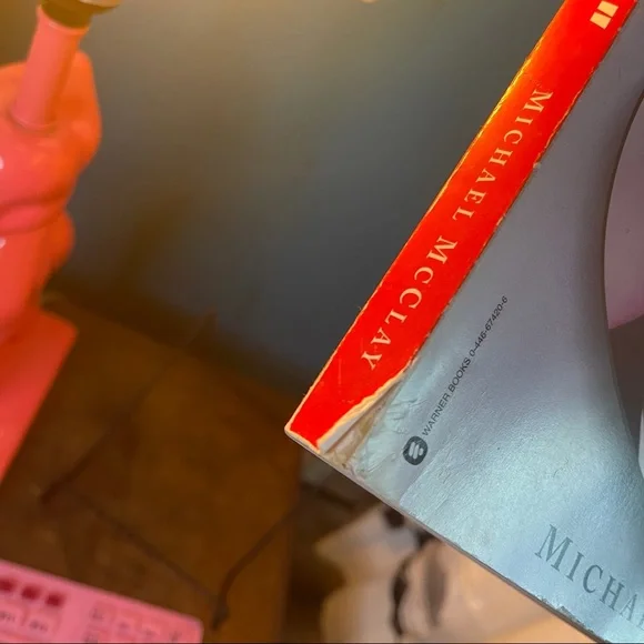 I Love Lucy: The Complete Picture History Book - Picture 5 of 8